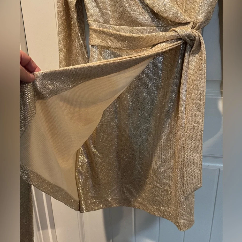 Adrianna Papell Gold Long sleeve dress Size 4 - Picture 8 of 15